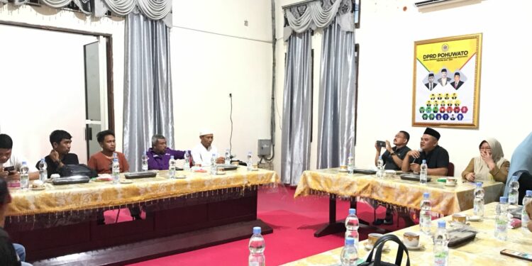 Hari ke-8 Ramadhan, DPRD Pohuwato dan Jurnalis Media Parlemen Gelar Bukber
