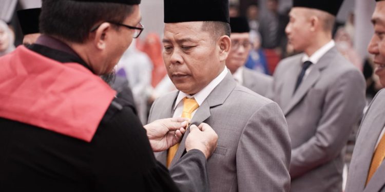 Ismail Samarang, Mantan Kades yang Dipercaya Jadi Anggota DPRD Pohuwato 2 Periode