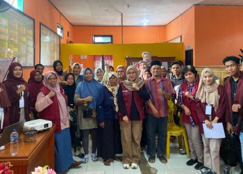 Unik! KKN UNG Desa Palopo Sulap Limbah Sampah jadi Pupuk dan Pengendali Hama