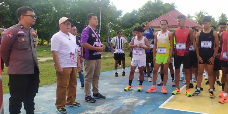 Ketua DPRD Pohuwato Apresiasi Lomba Lari 10 Kilometer yang Diselenggarakan Karang Taruna Olongia
