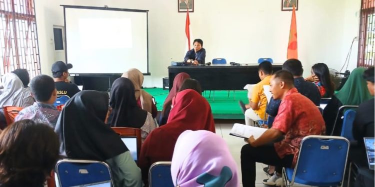 Munawar Ajak Masyarakat Pohuwato Tingkatkan Partisipasi dan Awasi Pilkada Serentak 2024