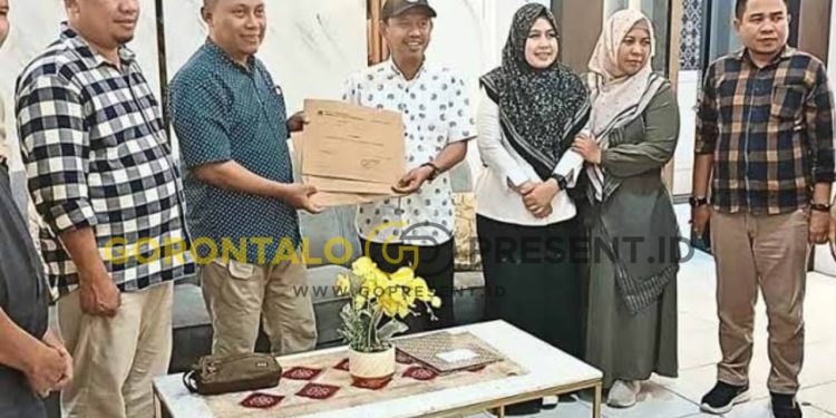 KPU Pohuwato Serahkan Rekapitulasi Suara Pilkada 2024, Proses Demokrasi Berjalan Transparan