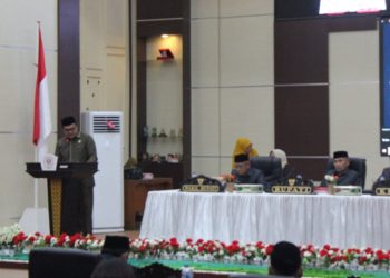 Akbar Baderan Sampaikan Pandangan Umum LKPJ Tahun 2024