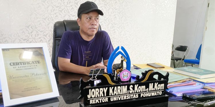 Bantah Isu 5 Bulan Mandek, Rektor Unipo Pastikan Gaji Dosen Segera Cair