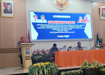 Buka Bimtek, Fitriyani Lasantu: Guru Bukan Hanya Pengajar, Tapi Fasilitator dan Motivator