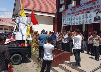 Tuntut Hentikan Tambang Emas dan Batalkan PSN, Massa Kepung Kantor DPRD Pohuwato