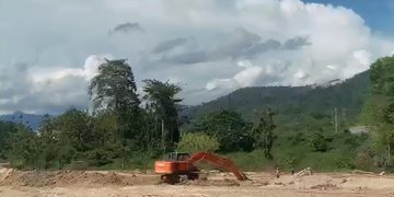 Penambang Lokal Kembali Normalisasi Sungai Hulawa, Warga Pertanyakan Janji Tanggul dari Pemda